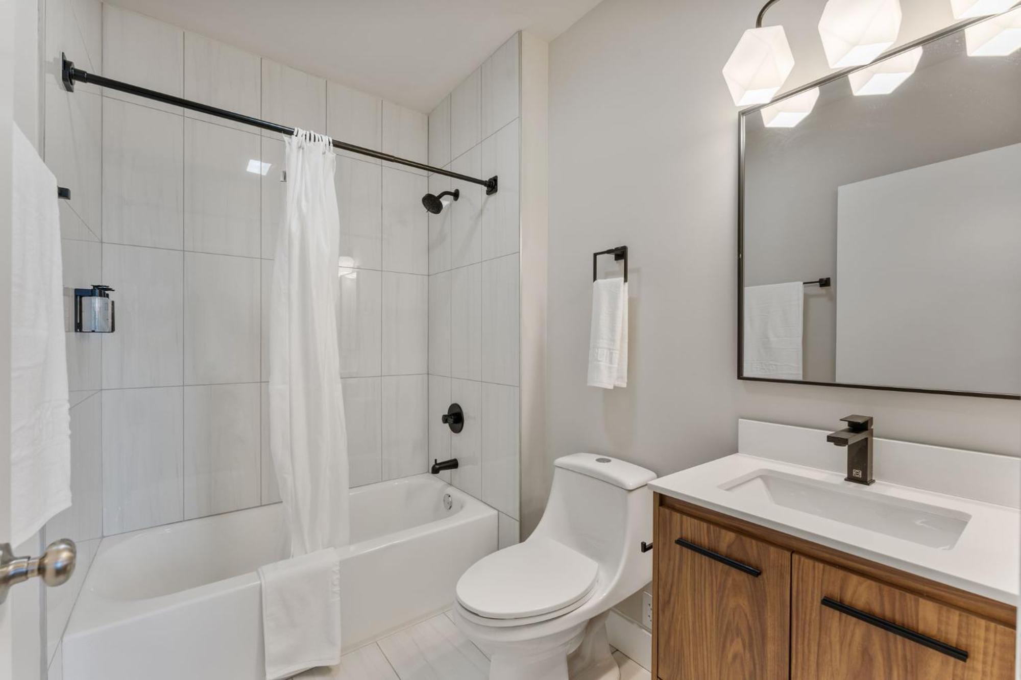 4211 Suites Philadelphia Eksteriør bilde